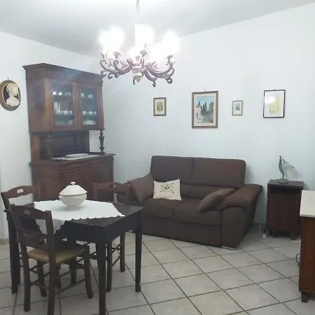 La Casa Di Lina Apartment *